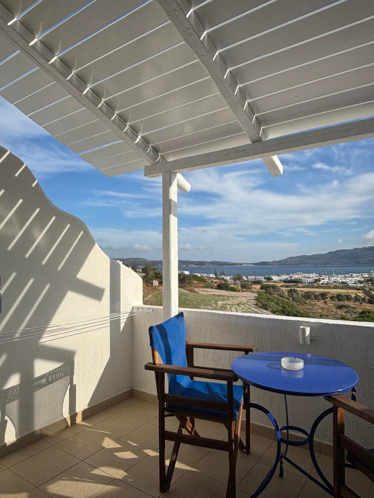 Kapetan Giannis Hotel Adamantas  Екстериор снимка